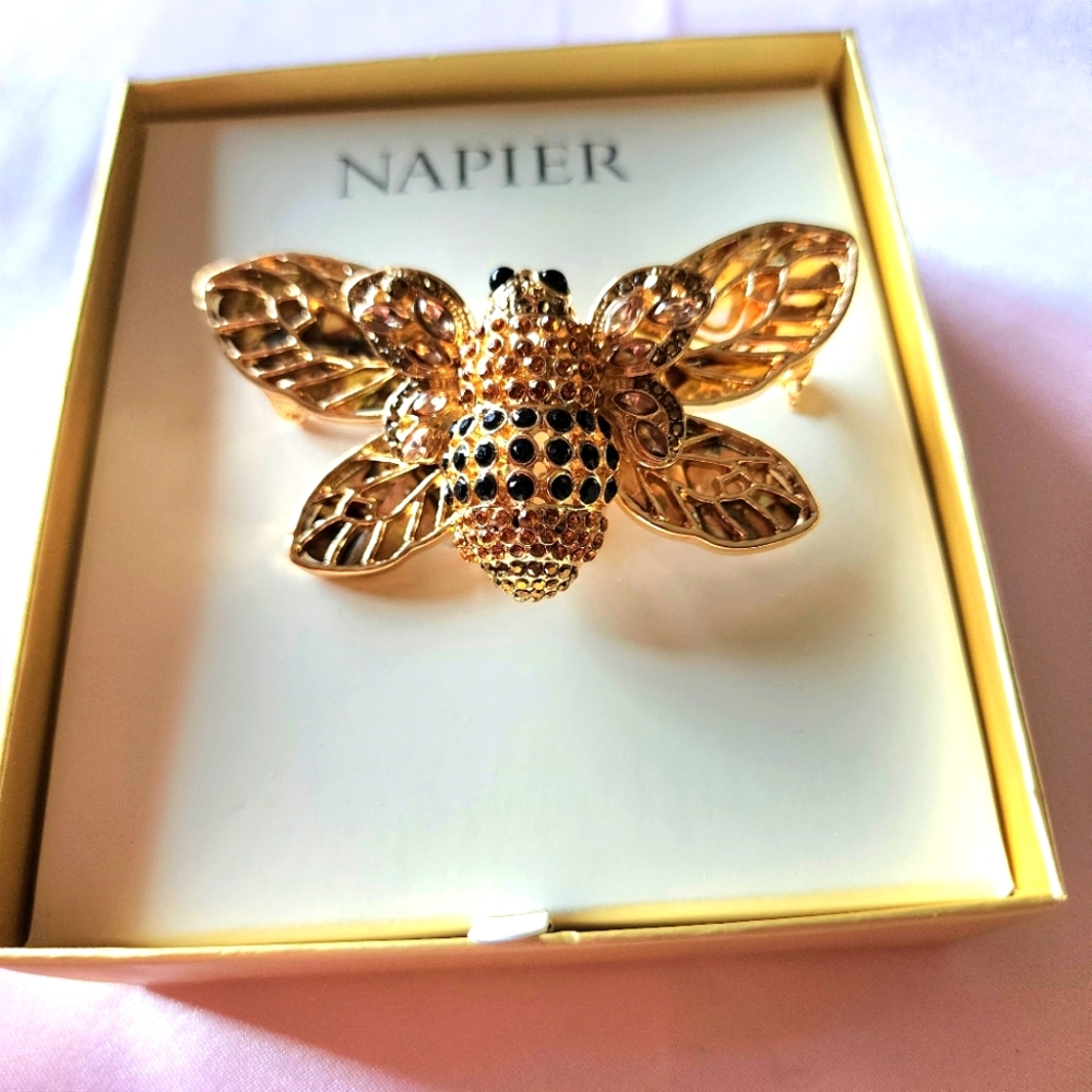 Napier Gold and Black Butterfly Brooch - Picture 2 of 4